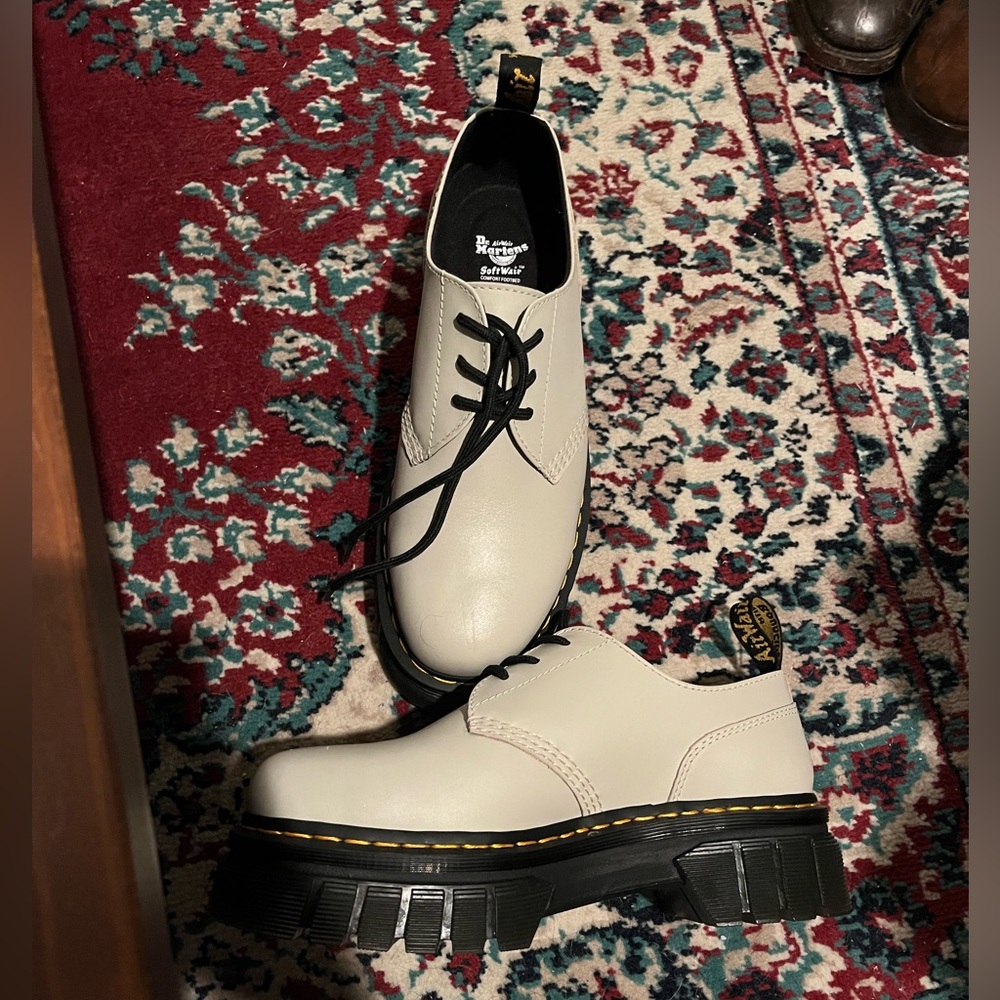 Dr. Martens AUDRICK NAPPA LEATHER PLATFORM SHOES